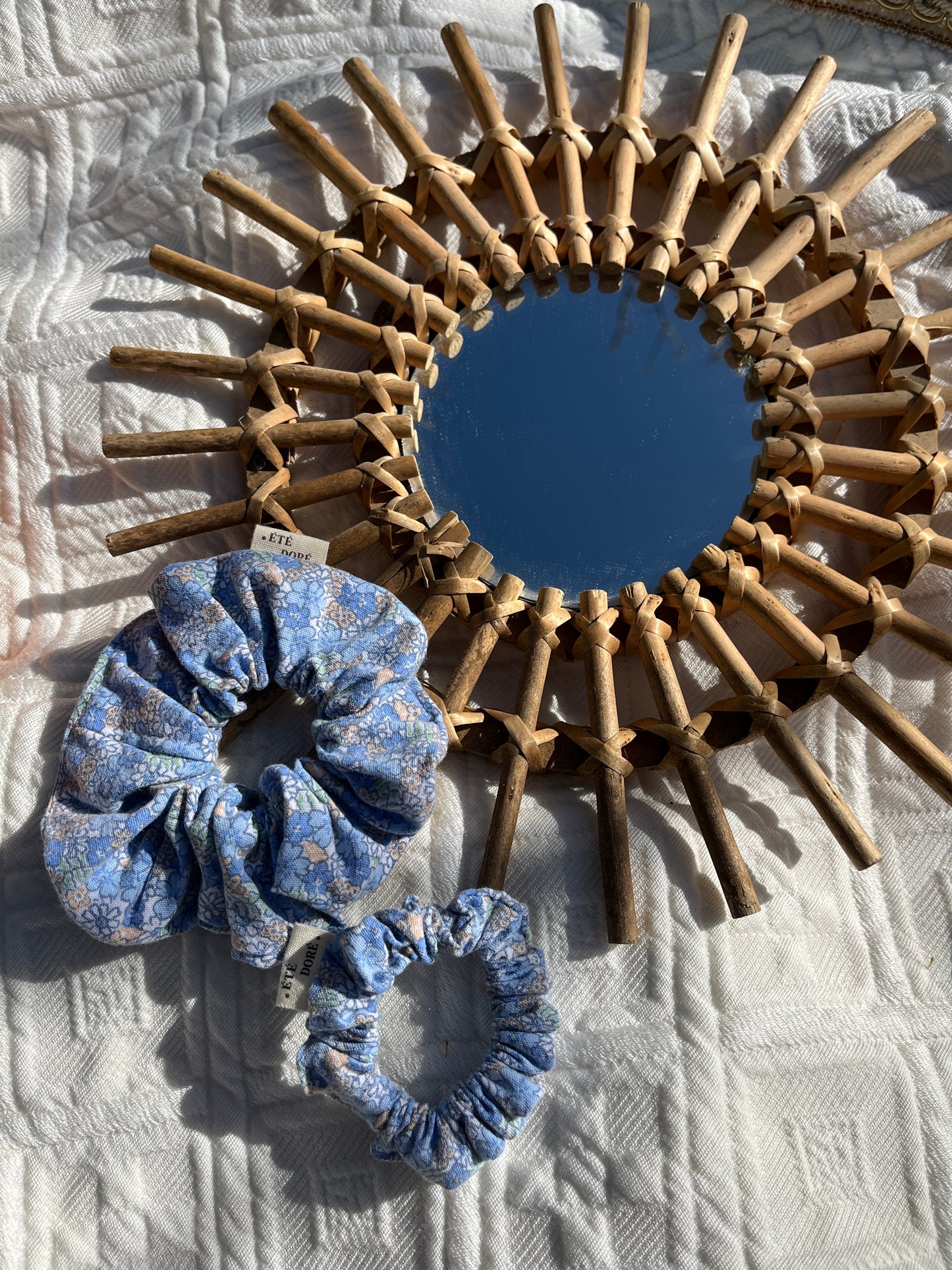 Chouchou Camélia Bleu - Petit