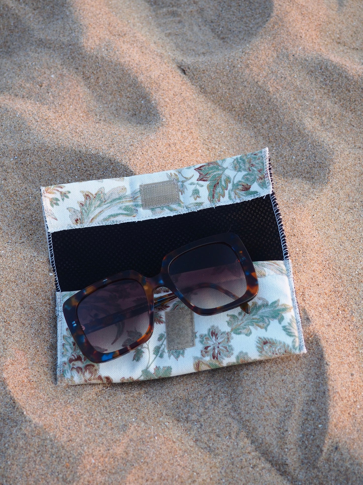 Étui à lunettes Fleurs vintage vert