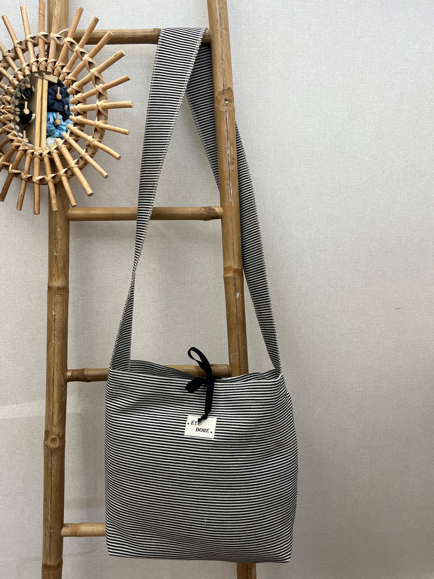 Sac à main poche Jean noir