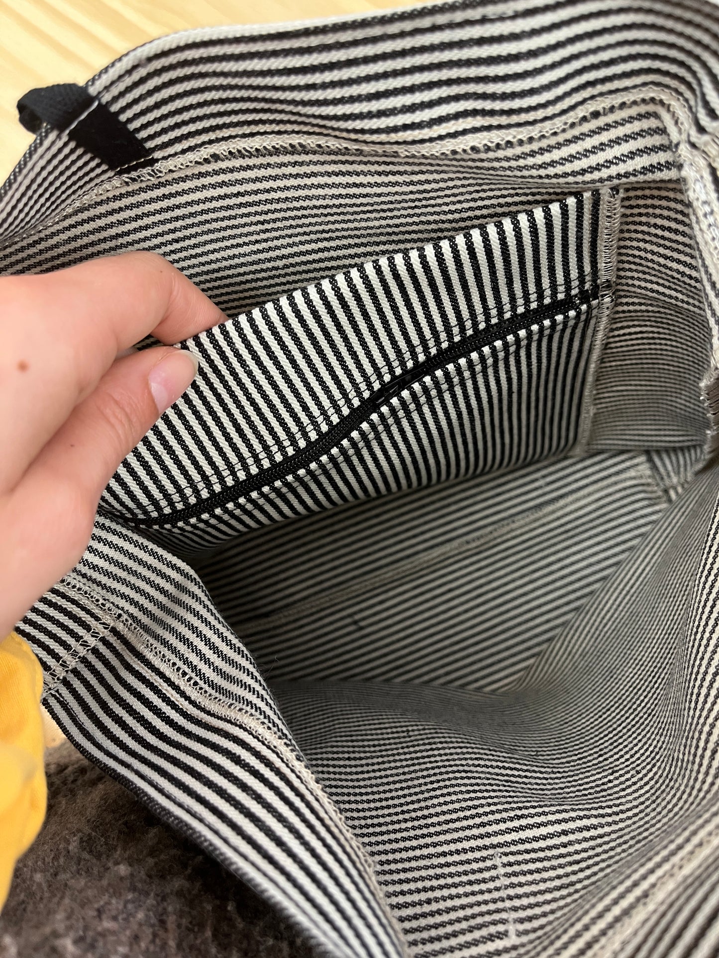 Sac à main poche Jean noir
