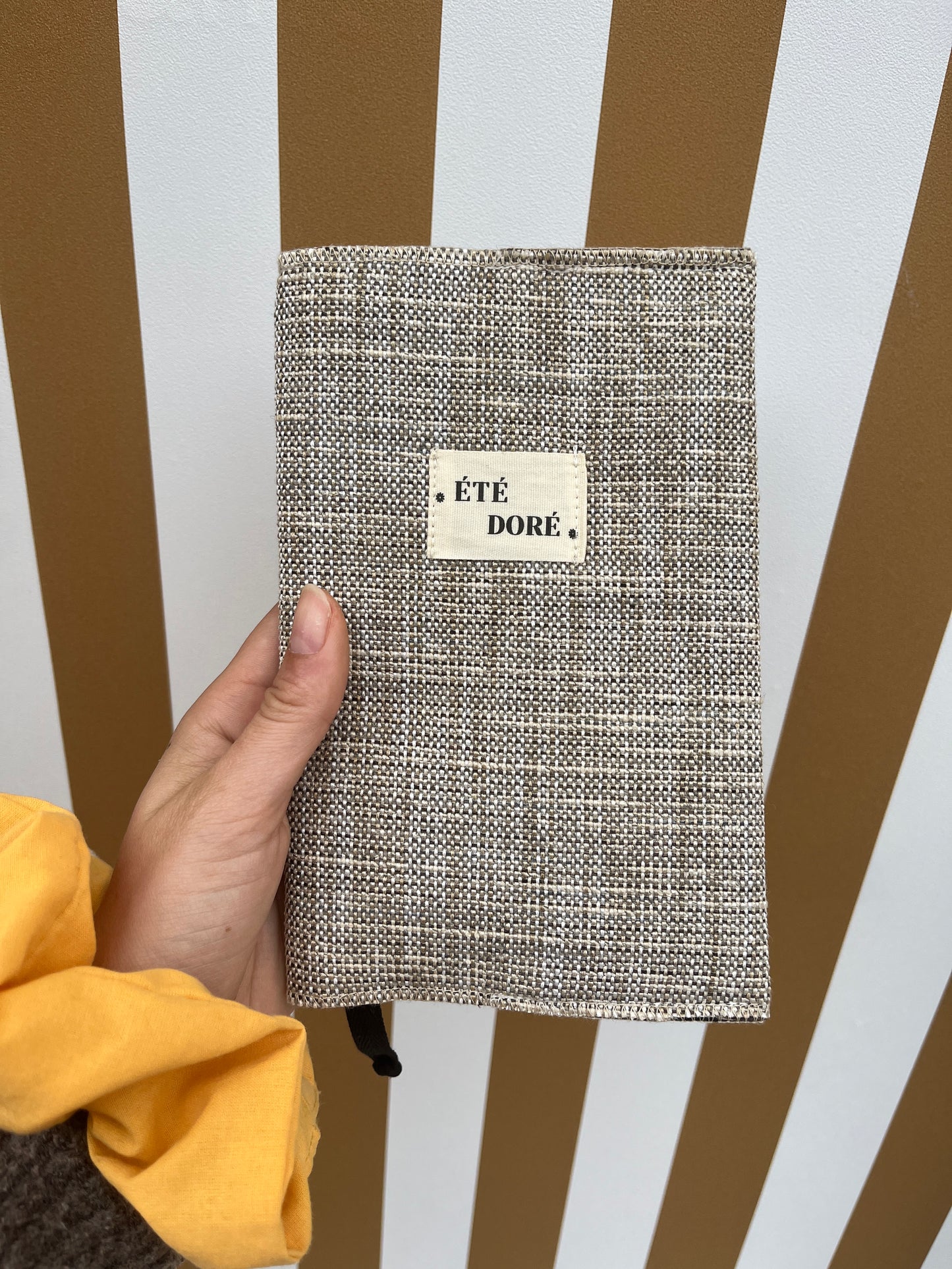 Protège livre Beige meuble