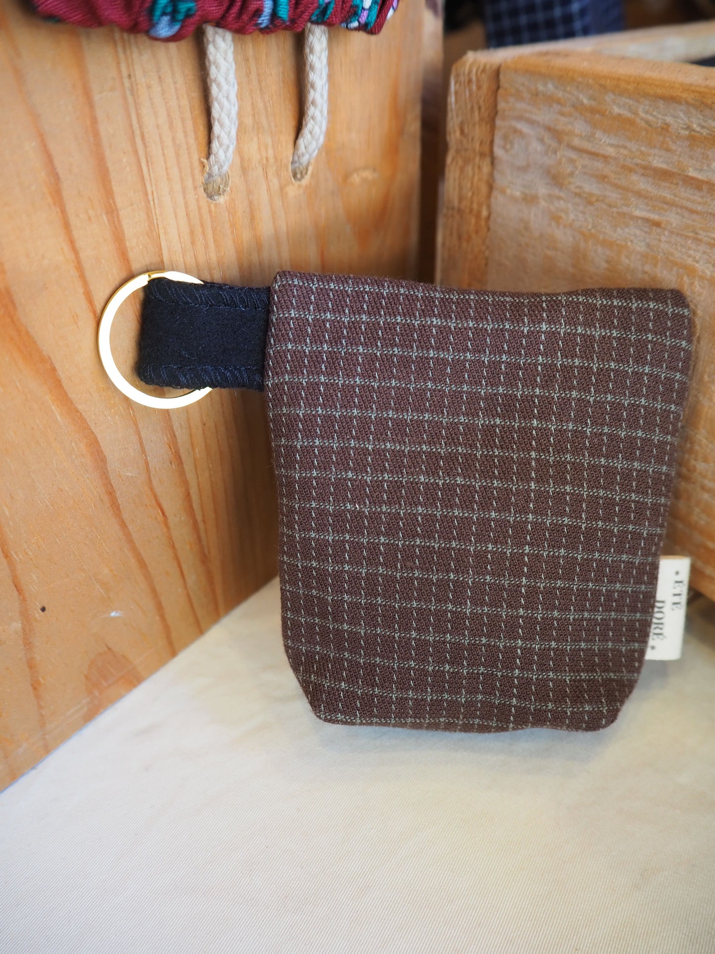 Porte-clés - Marron rayures LD