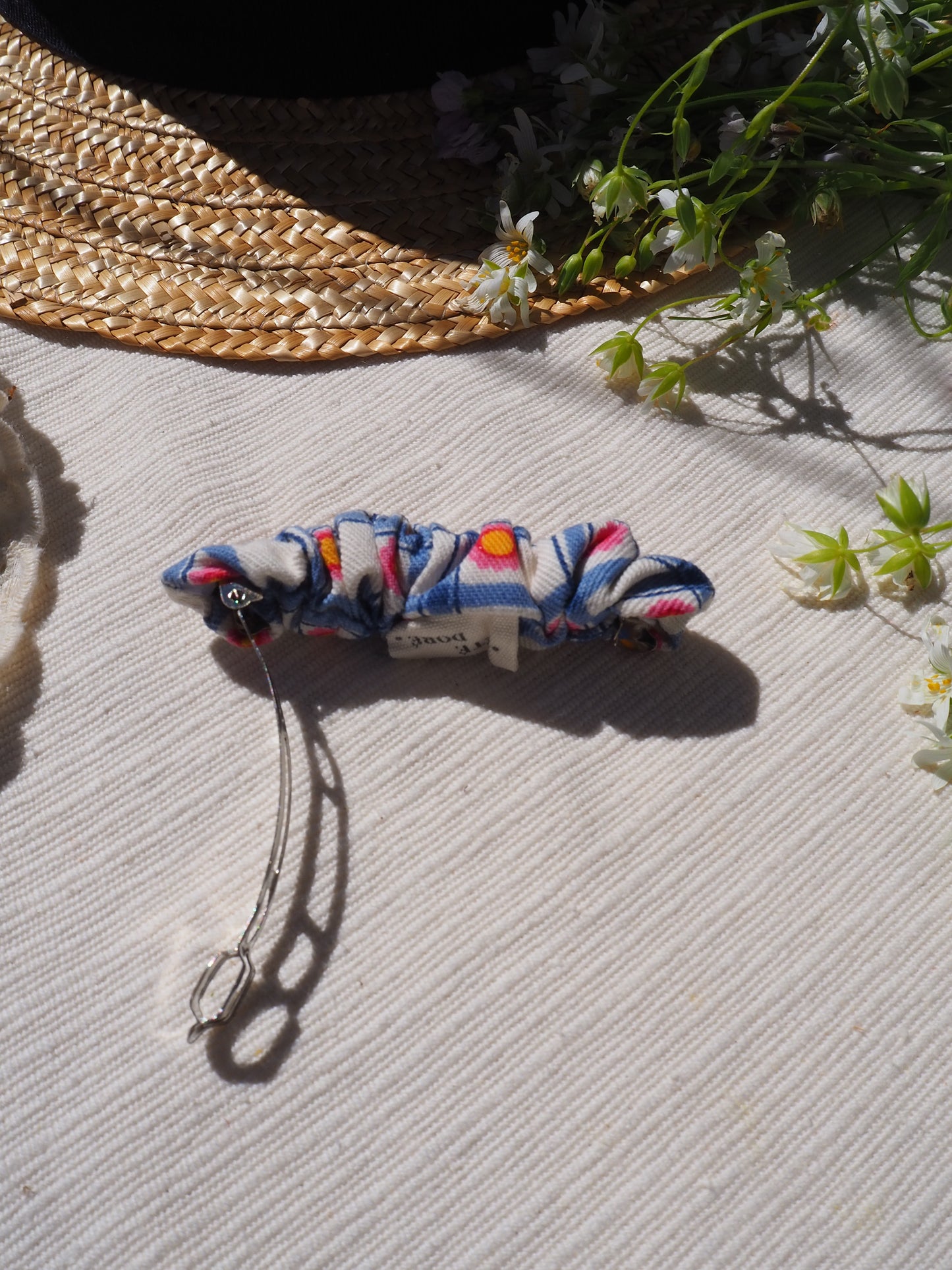 Barrette Plissée Bleu Fleurs Roses