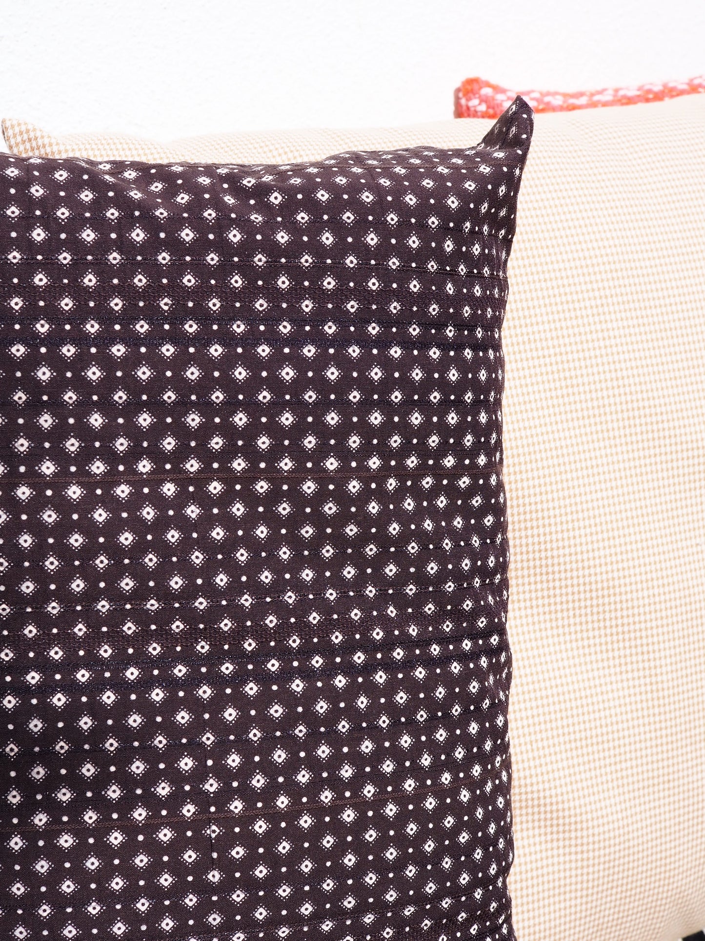 Grand coussin - Marron géométrique