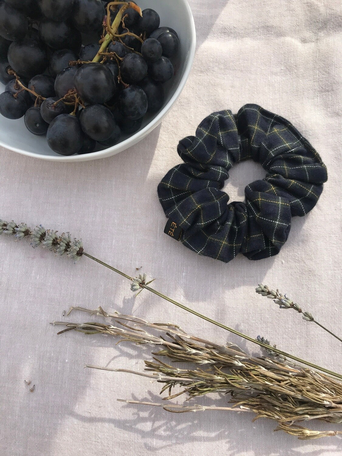 Chouchou Tartan sombre - Classique