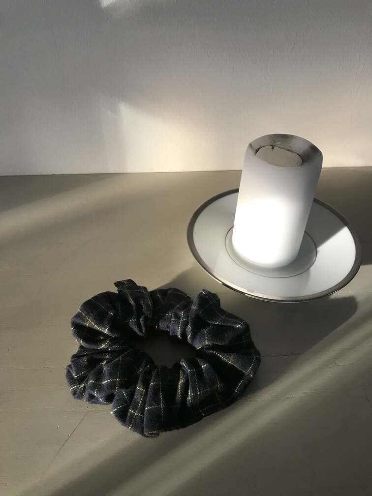 Chouchou Tartan sombre - Classique