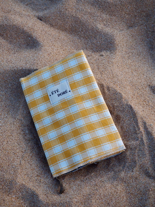 Protège livre carreaux jaune
